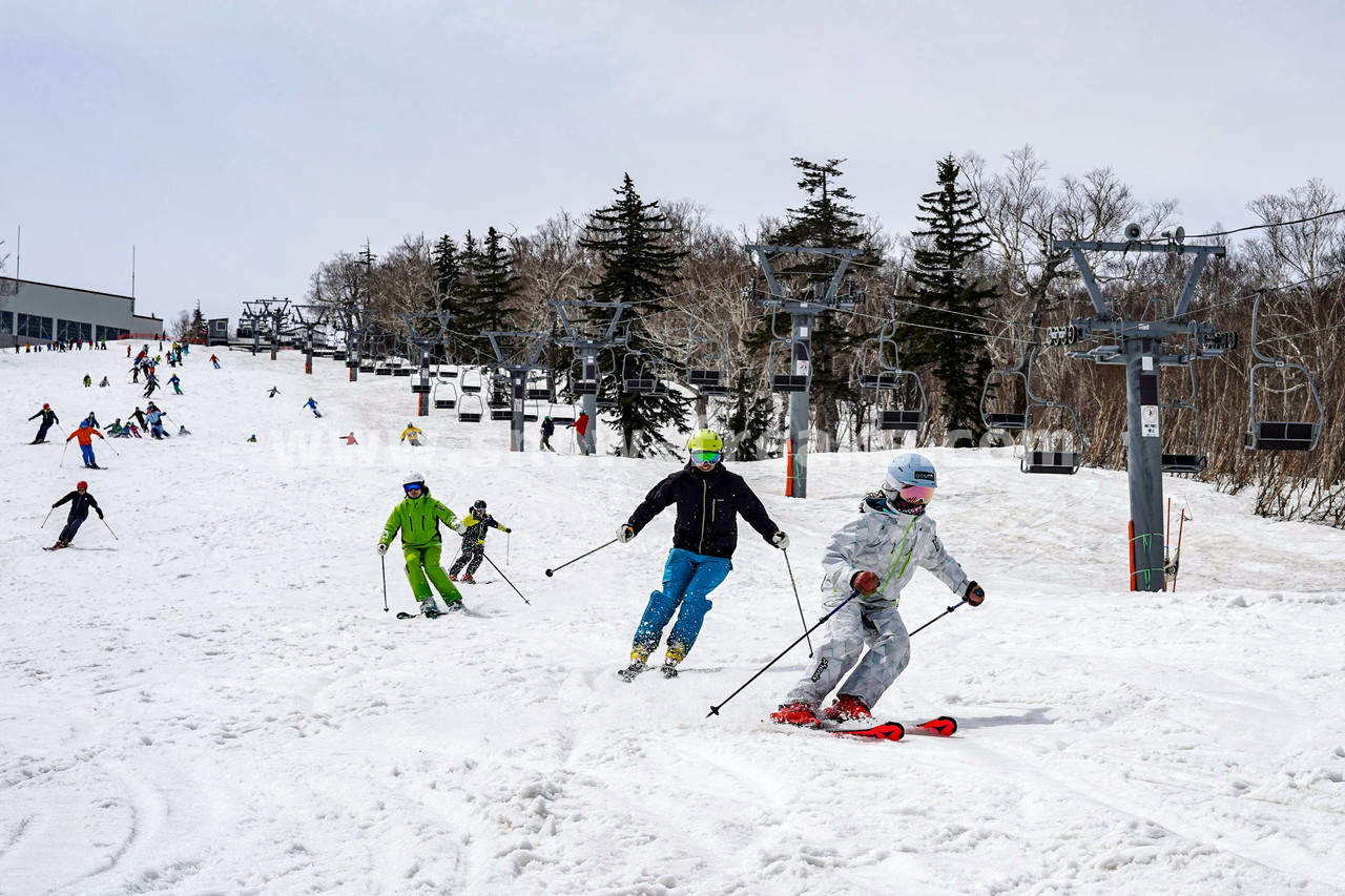 札幌国際スキー場 プロスキーヤー・吉田勝大 presents『M’s Ski Salon感謝祭』 総勢60名超、みんなで楽しく春スキーセッション(^O^)／